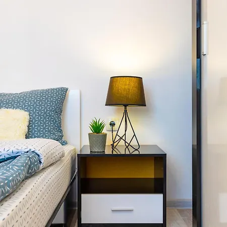 Apartment Valerie Walking Distance To Center