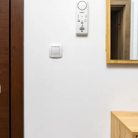 Valerie Walking Distance To Center